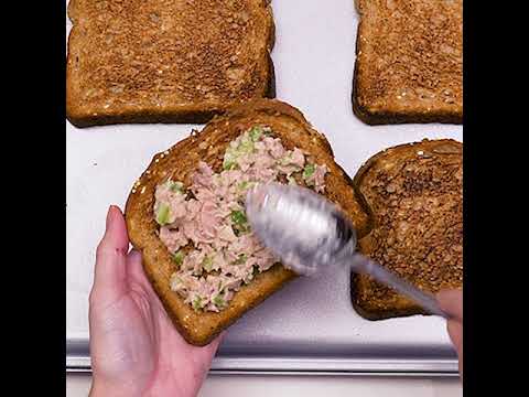 Cheesy Pimento-Tuna Melt