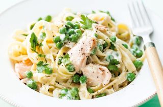 Tagliatelles de saumon et petits pois