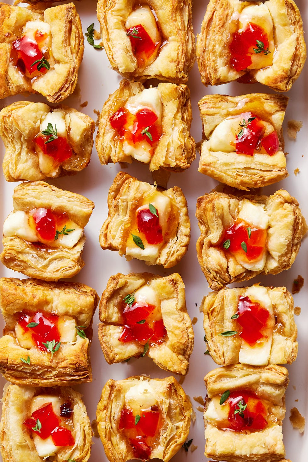 bouchées de gelée de poivre et de fromage à la crème