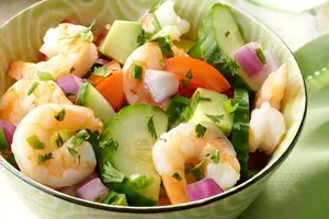 Salade de crevettes aux légumes