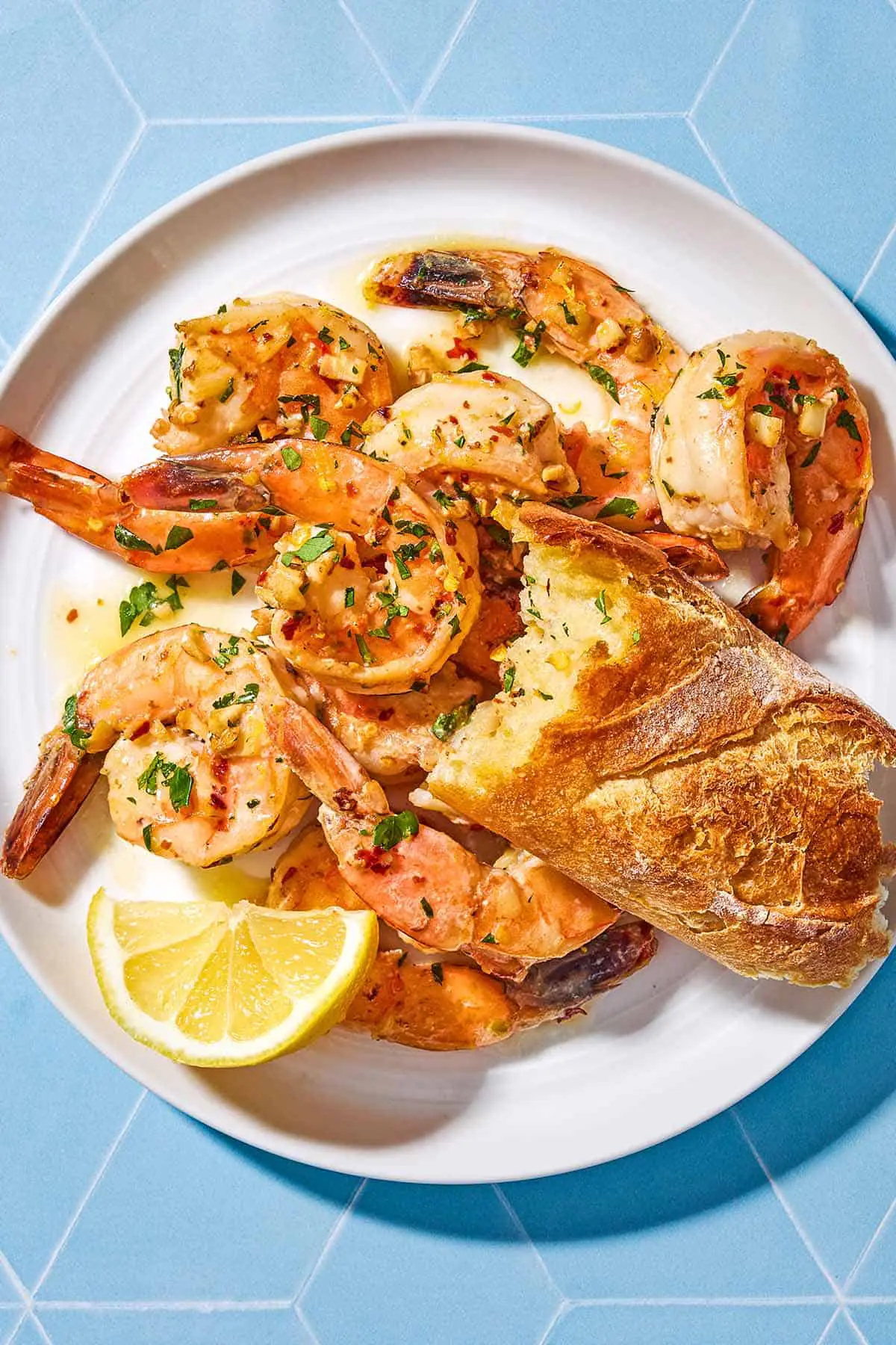 Scampi de crevettes sur des spaghettis