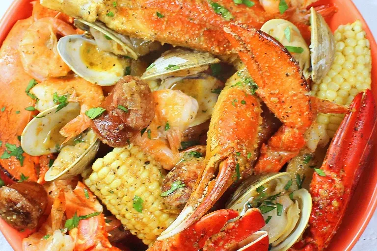 Festin de fruits de mer à l'autocuiseur