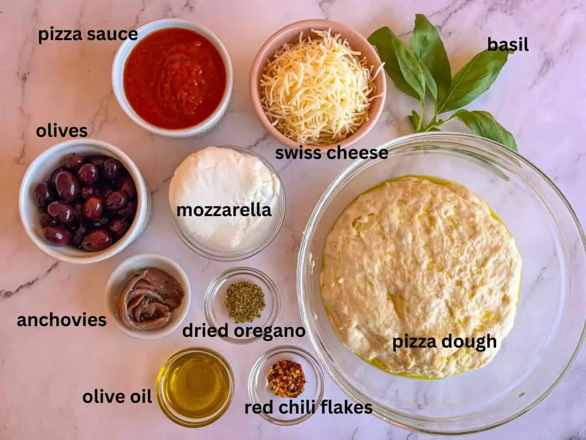 Ingrédients de la pizza aux anchois
