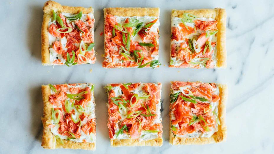 Tarte feuilletée facile au saumon fumé – Wild For Salmon
