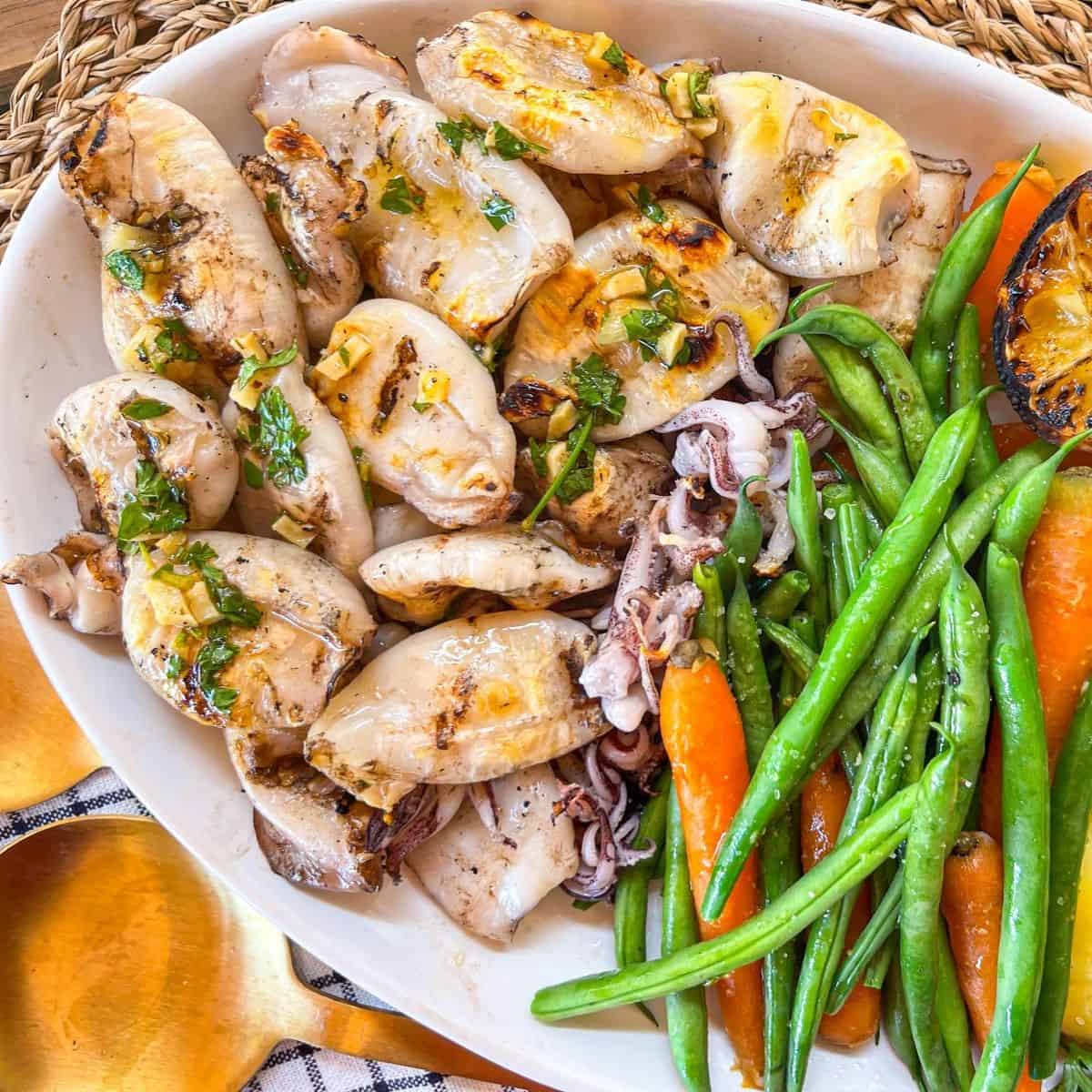 Recette de calamars grillés (calamars faciles au barbecue)