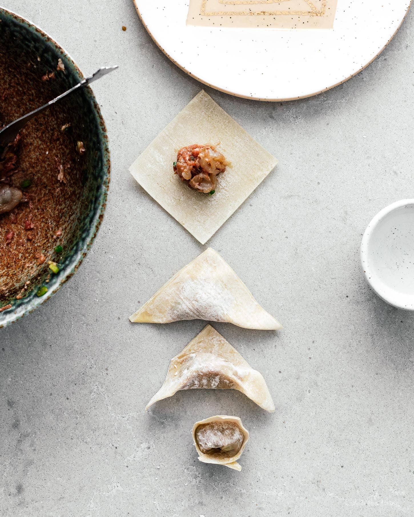 Recette de wontons à l'huile de chili épicée | www.iamafoodblog.com