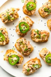 Riz croustillant aux crevettes épicées