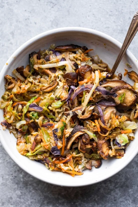 garniture aux légumes pour rouleaux de printemps