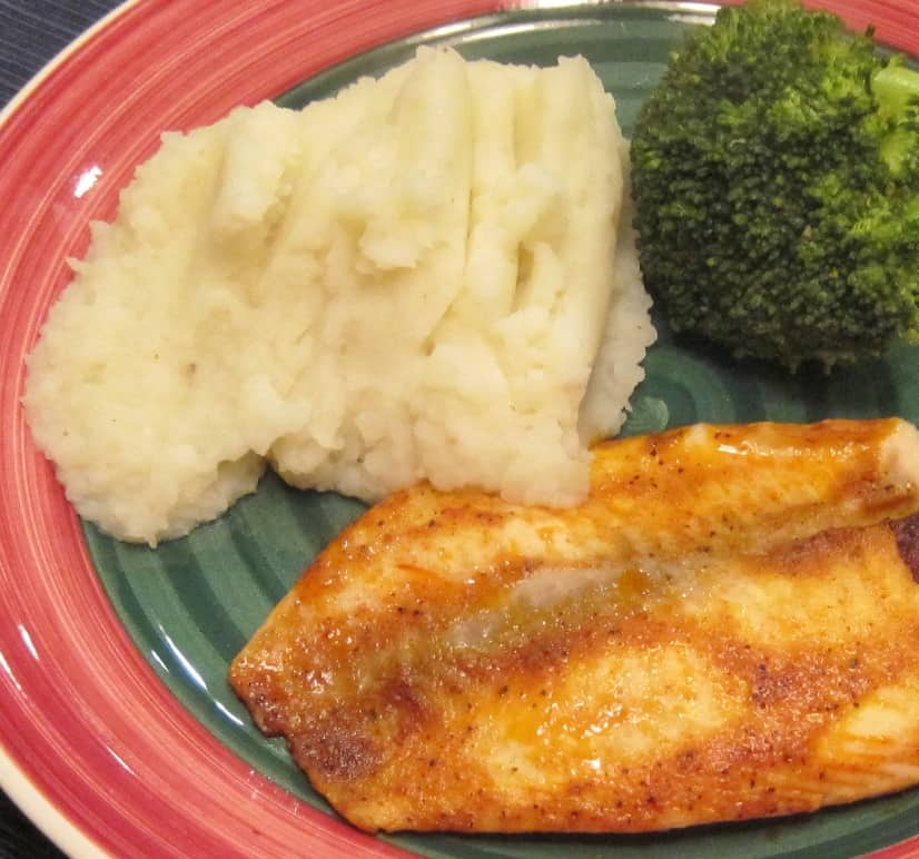 Jongler avec Julia - Tilapia grillé avec paprika fumé et purée de pommes de terre au parmesan