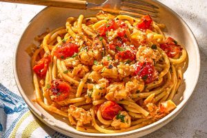 Pâtes au homard au citron et tomates cerises