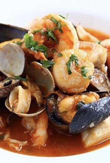Manger sur la plage : Cioppino - 30AEATS