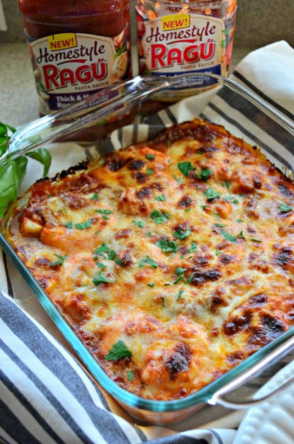 Pâtes aux crevettes au parmesan au four #SimmeredInTradition #Ragu #Ad