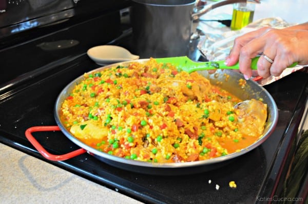Paella Party - cuisine paella #CelebrateOutdoors