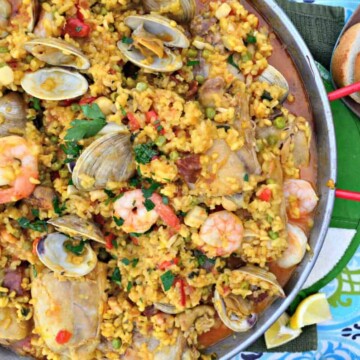 Paella Party aux Fruits de Mer et au Pain