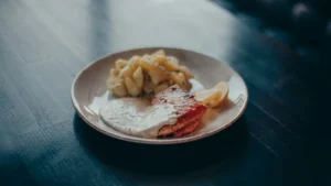Le saumon aux tomates cerises d'Ina Garten, mon nouveau dîner en 20 minutes