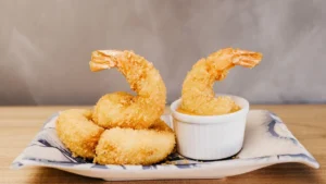 Les crevettes croustillantes au miel et aux noix de Sulhee Jessica Woo (en 30 minutes)