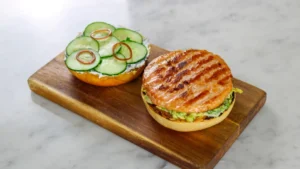 Smash burgers au saumon en conserve